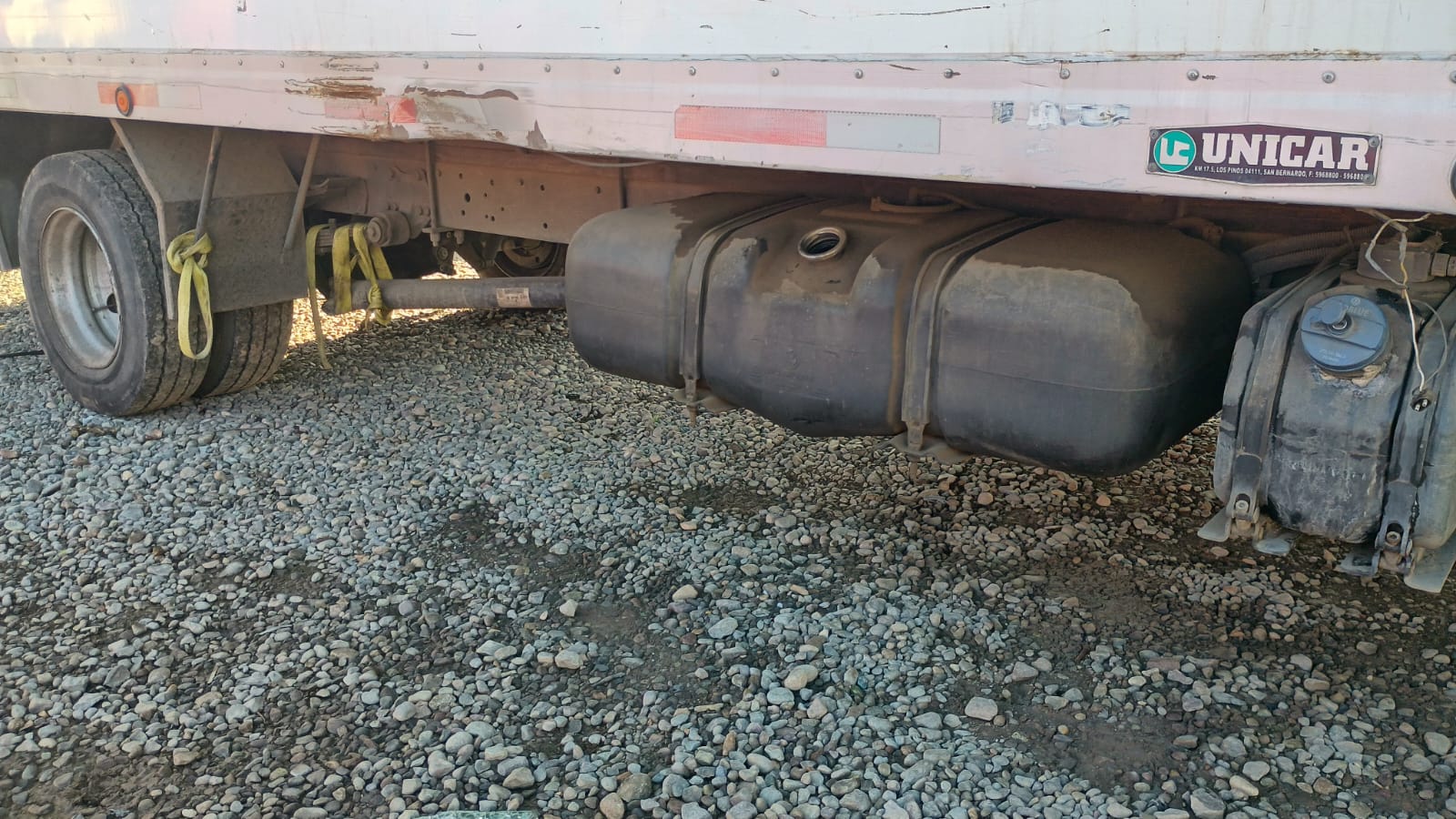 ESTANQUE ACUMULADOR DE AIRE Volkswagen DELIVERY 2013  USADO  EN DESARME